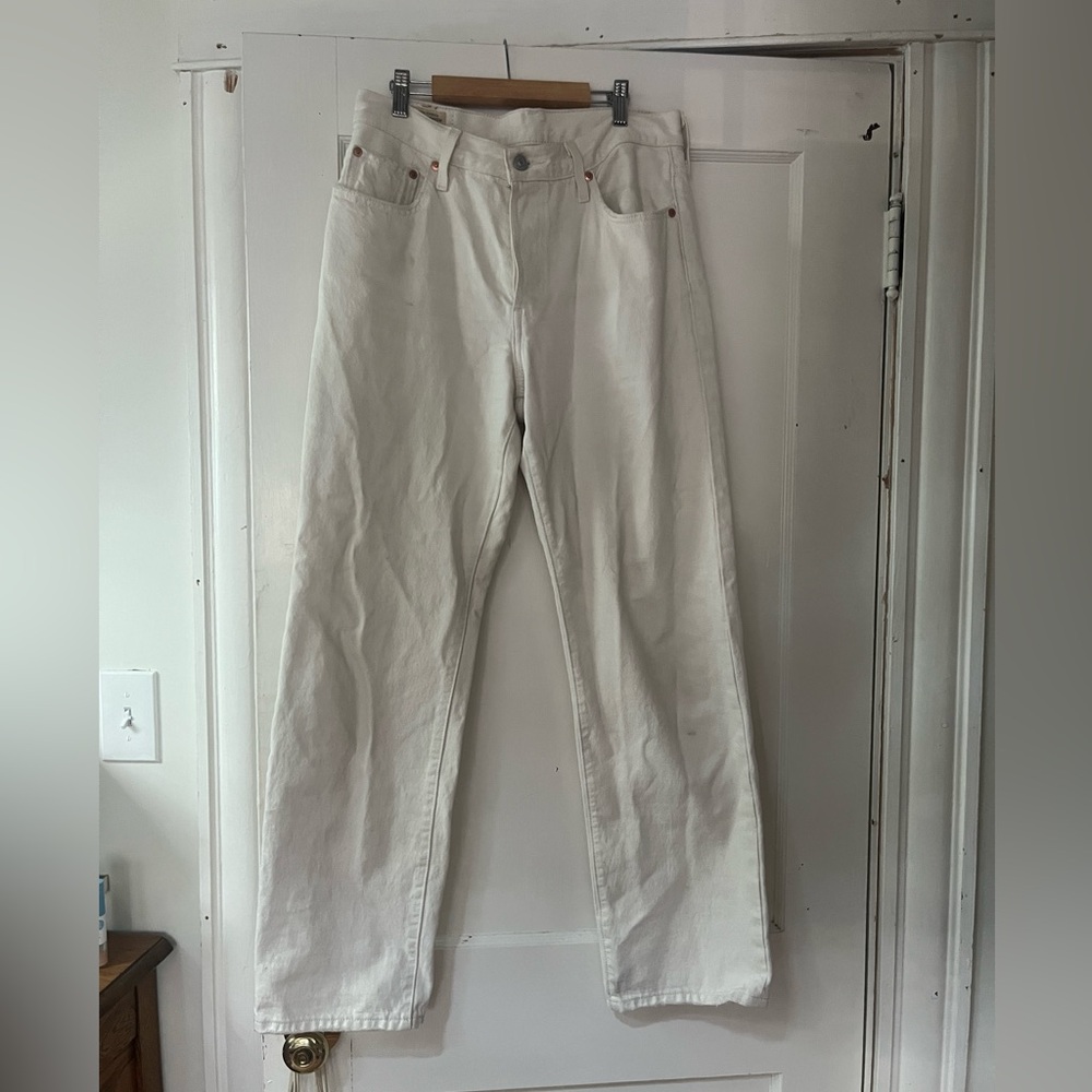 Levi’s 90s 501 ecru size 28